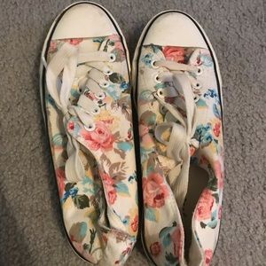 Floral shoes